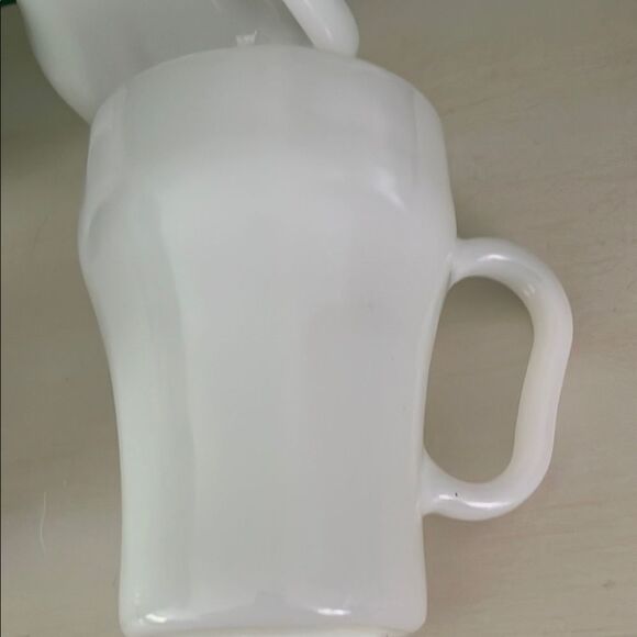 Anchor Hocking Fire King White Milk Glass Soda Fountain /Coca Cola Mugs (4) VTG - Picture 8 of 9